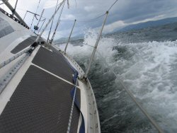 Toerail in the water, again.