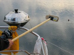 Pretty sophisticated stuff this - the bottle float can be seen bobbing to the right.